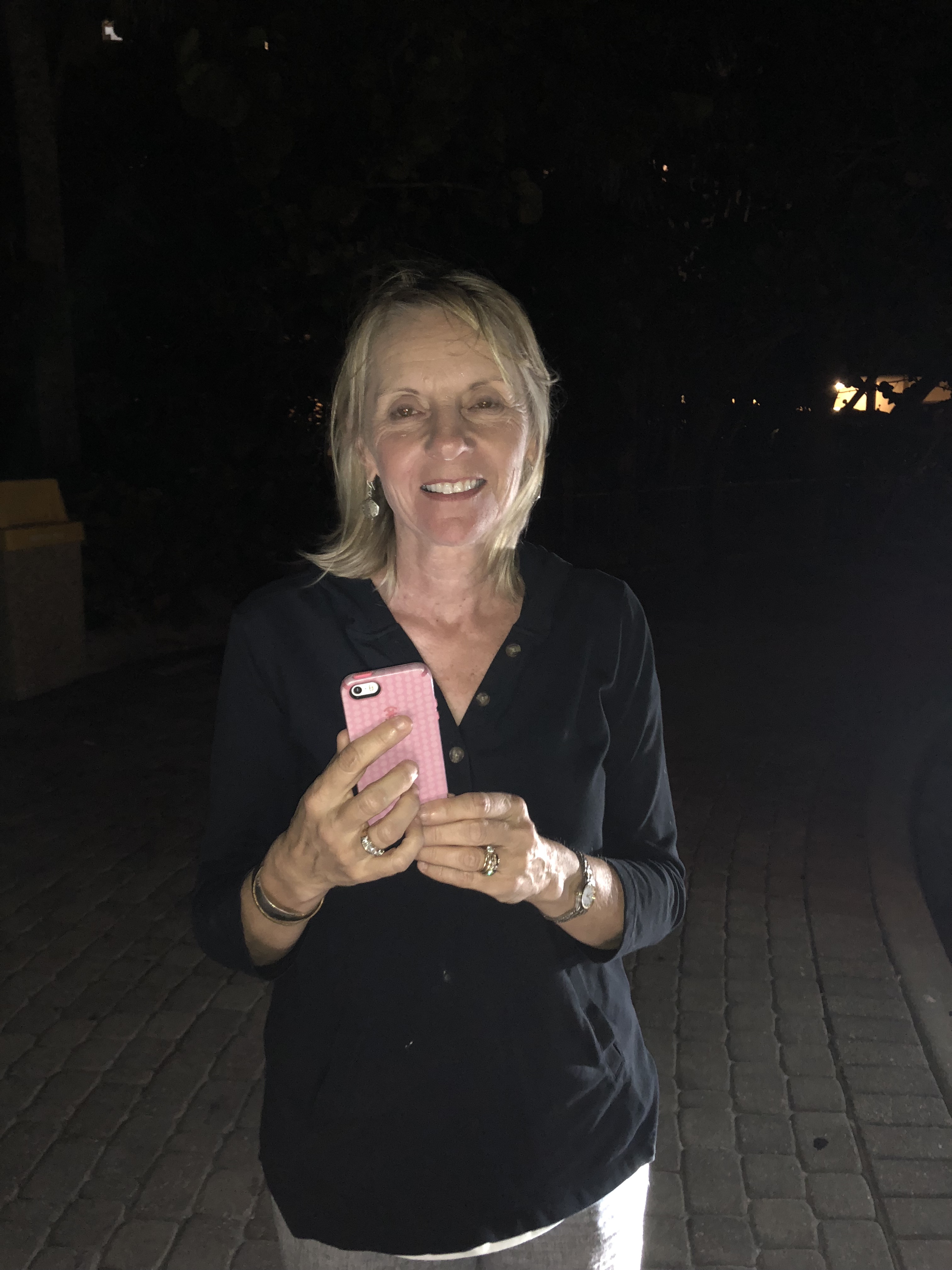 0CAACBE4-8893-486D-A18F-7B02C2824DC3